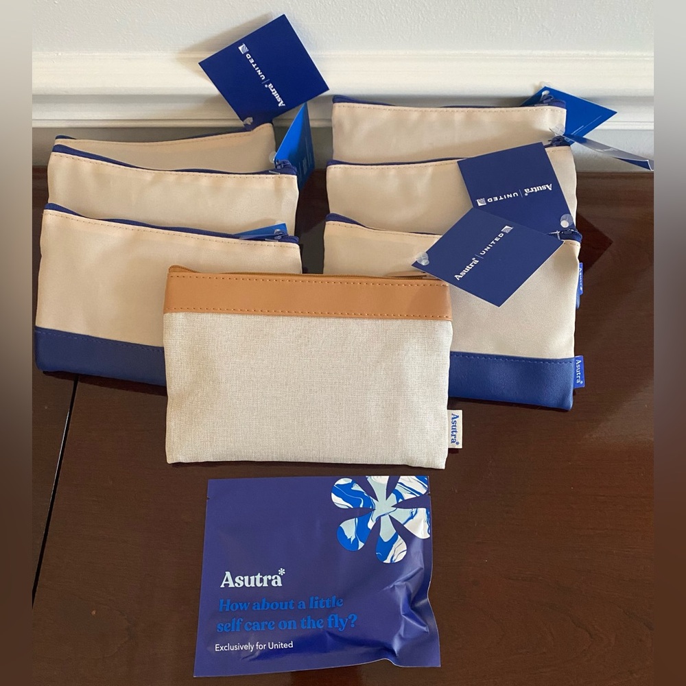 Lot 7 New Sealed United Airlines Polaris Asutra Blue Tan Cream Amenity Kits